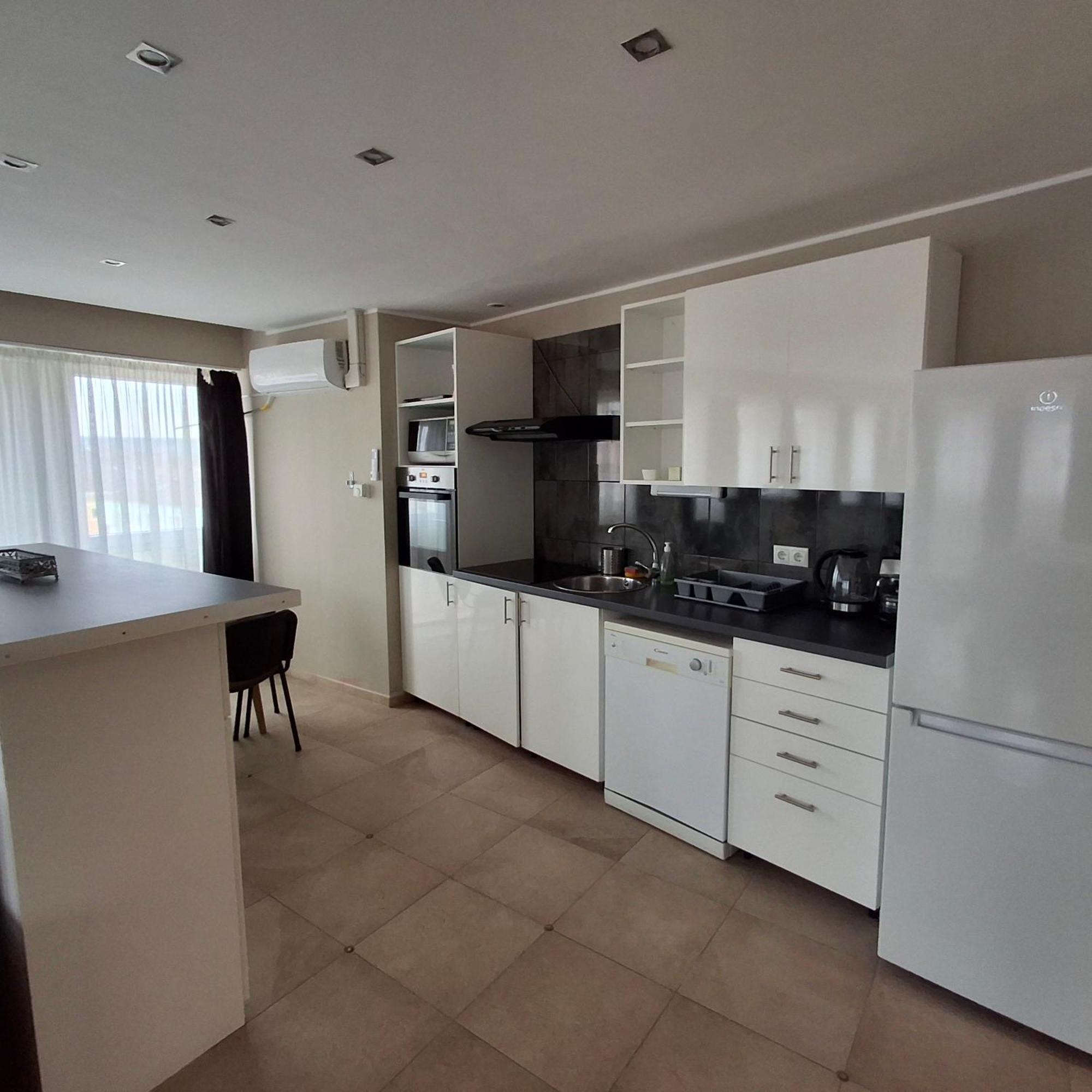 Unicorniselit Apartmanok Егер Екстериор снимка